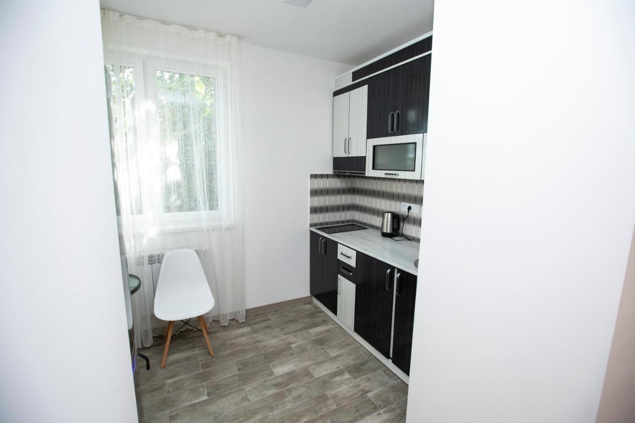 יירבאן Modern Apartment In The Center With The View Of The Majestic Ararat מראה חיצוני תמונה
